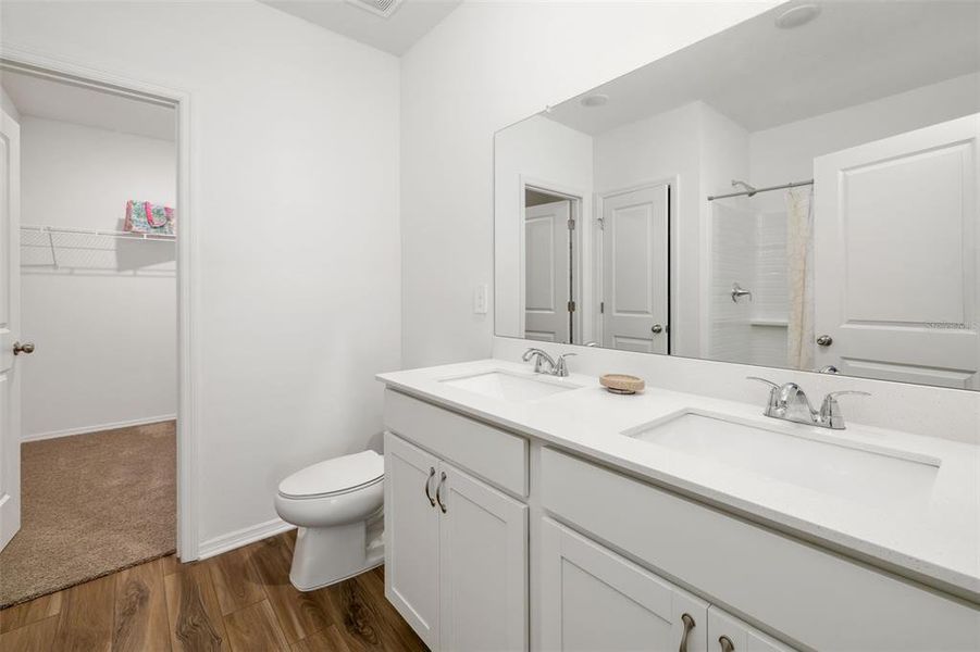 Furnished interior view inside a new home in Broadleaf, Parrish (Image 5).