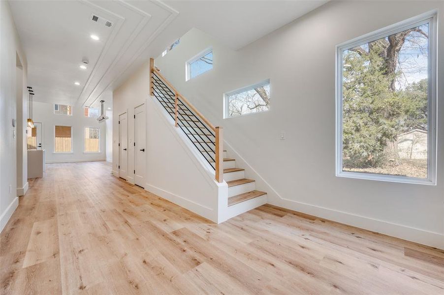 Spacious, unfurnished interior of a new home in , Dallas (Image 13).