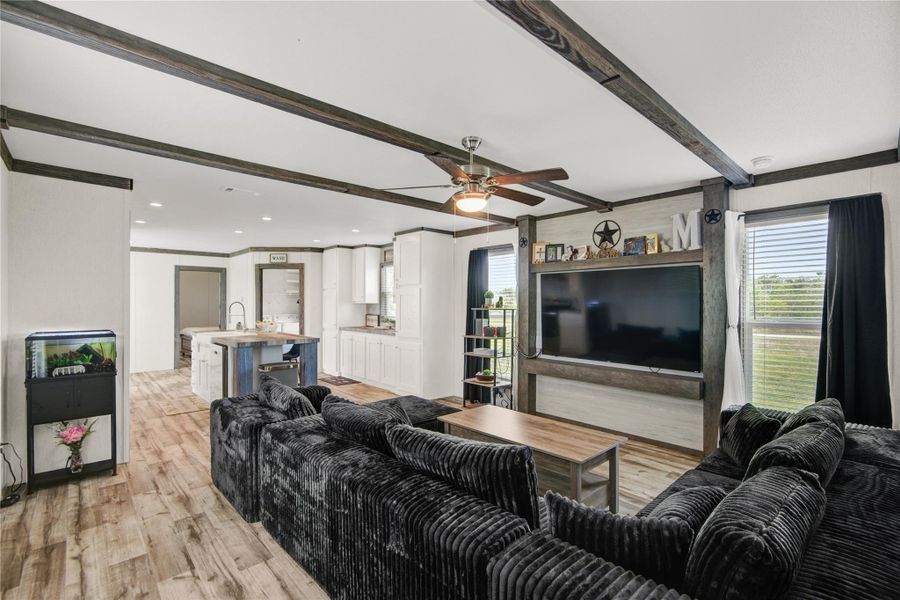 Furnished interior view inside a new home in , Brazoria (Image 4).