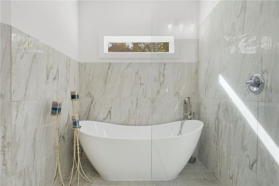 Image 38 of a home in .