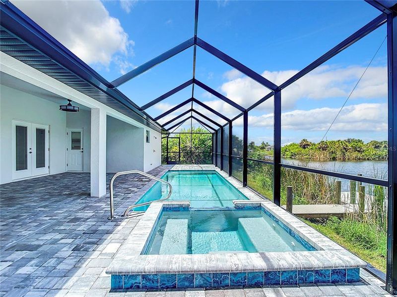 Exterior details and patio area of a home in , Port Charlotte (Image 21).