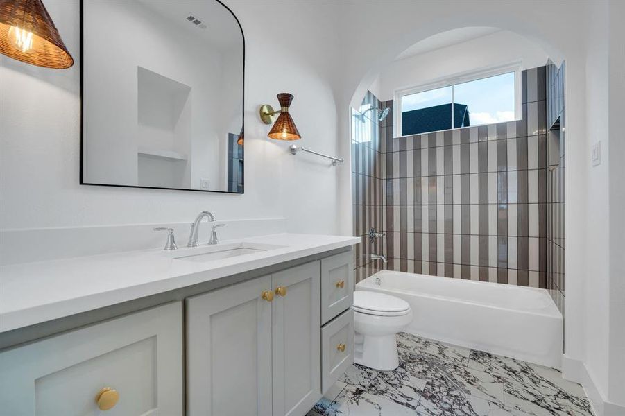 Furnished interior view inside a new home in , Midlothian (Image 8).