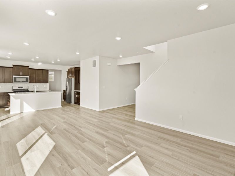 Spacious, unfurnished interior of a new home in Meridian Ranch, Peyton (Image 8).