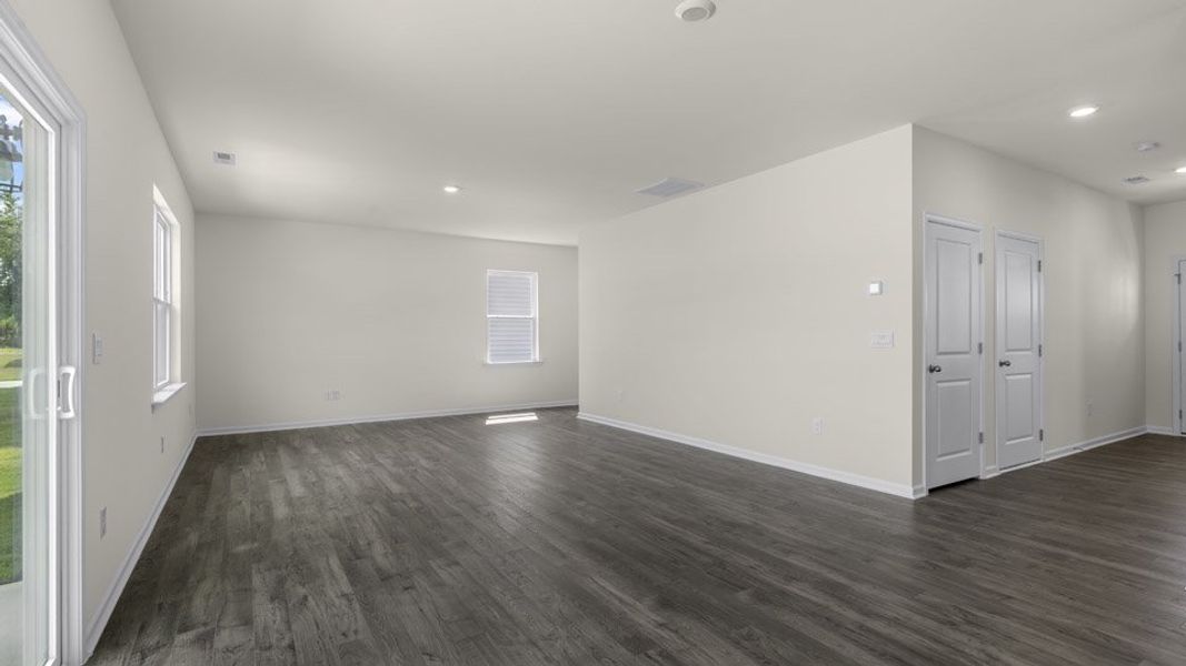 Spacious, unfurnished interior of a new home in Westerly, Lillington (Image 13).