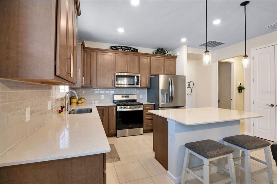 Furnished interior view inside a new home in Del Webb Oasis, Winter Garden (Image 30).