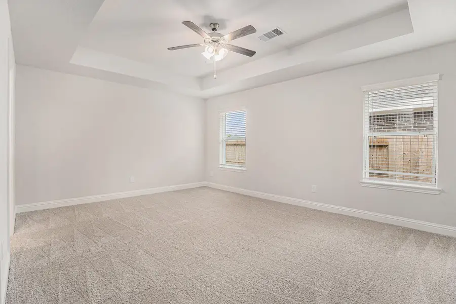 Spacious, unfurnished interior of a new home in Lago Mar, Texas City (Image 8). Spacious, unfurnished interior of a new home in Lago Mar, Texas City (Image 8).