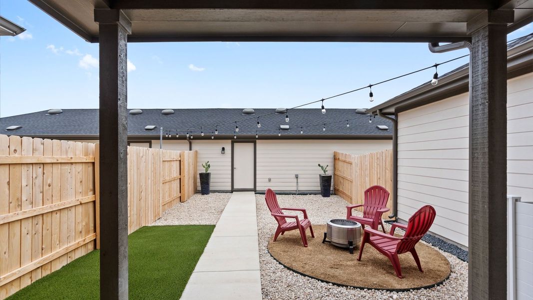 Exterior details and patio area of a home in Avery Centre, Round Rock (Image 24).