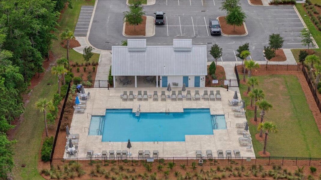Community amenities in Limehouse Village: Arbor Series, Summerville (Image 31).