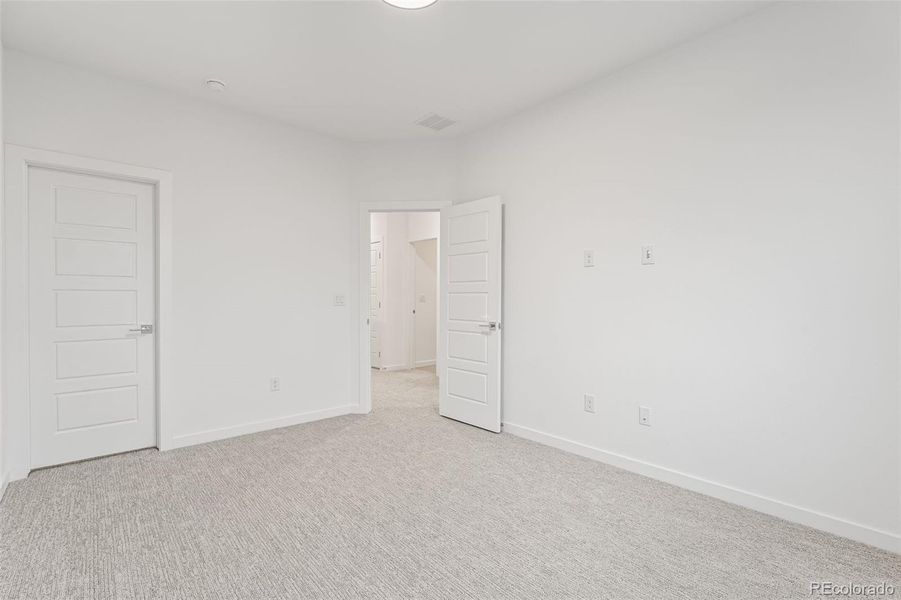 Spacious, unfurnished interior of a new home in , Arvada (Image 34).
