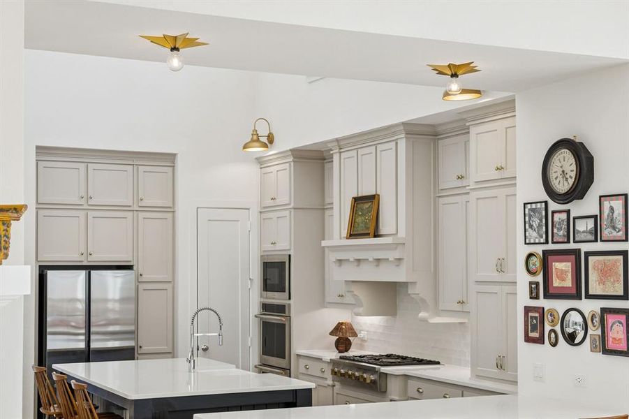 Furnished interior view inside a new home in , Rockwall (Image 27).