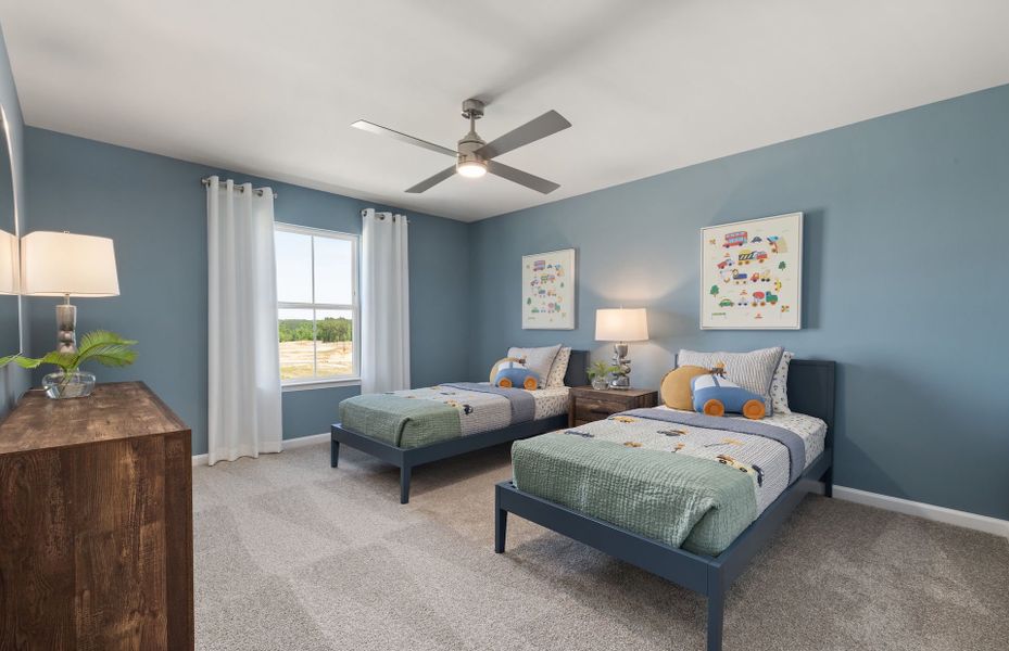 Representative furnished interior of a home built from the Hampton by Pulte Homes in Wimberly, Angier (Image 12).