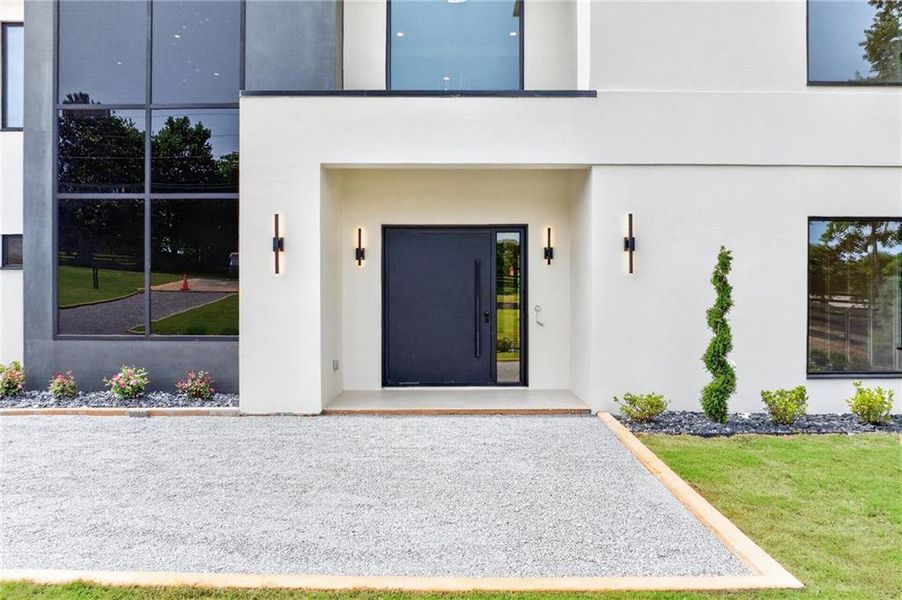 Exterior details and patio area of a home in , Sugar Hill (Image 32).