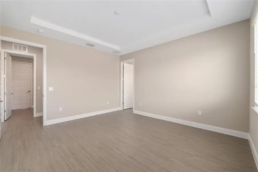 Spacious, unfurnished interior of a new home in , Ocala (Image 51).