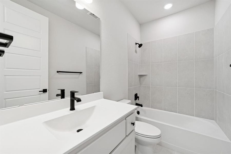 Image 33 of a home in Mantua Point Classics. Image 33 of a home in Mantua Point Classics.