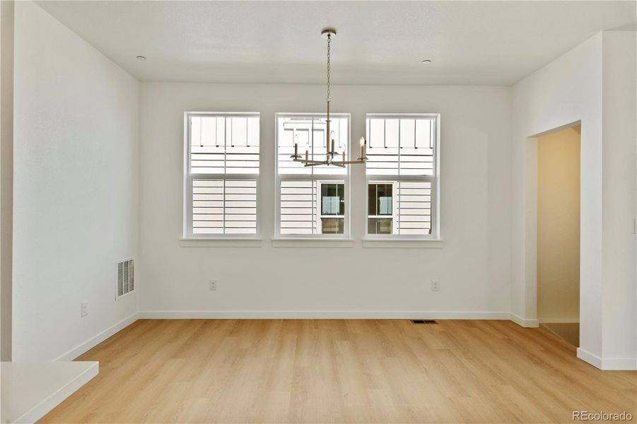 Spacious, unfurnished interior of a new home in Westerly, Erie (Image 14).