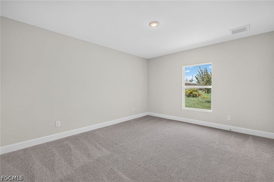 Spacious, unfurnished interior of a new home in Cape Coral, Cape Coral (Image 27). Spacious, unfurnished interior of a new home in Cape Coral, Cape Coral (Image 27).