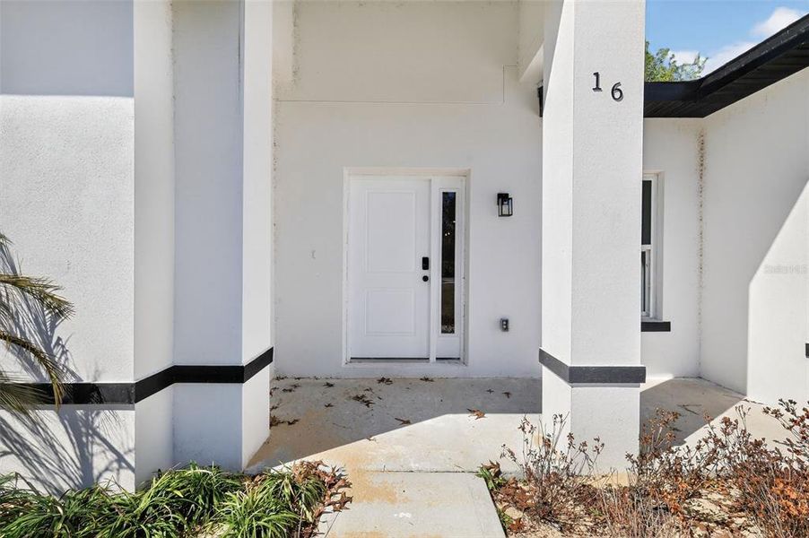 Exterior details and patio area of a home in , Ocklawaha (Image 4). Exterior details and patio area of a home in , Ocklawaha (Image 4).
