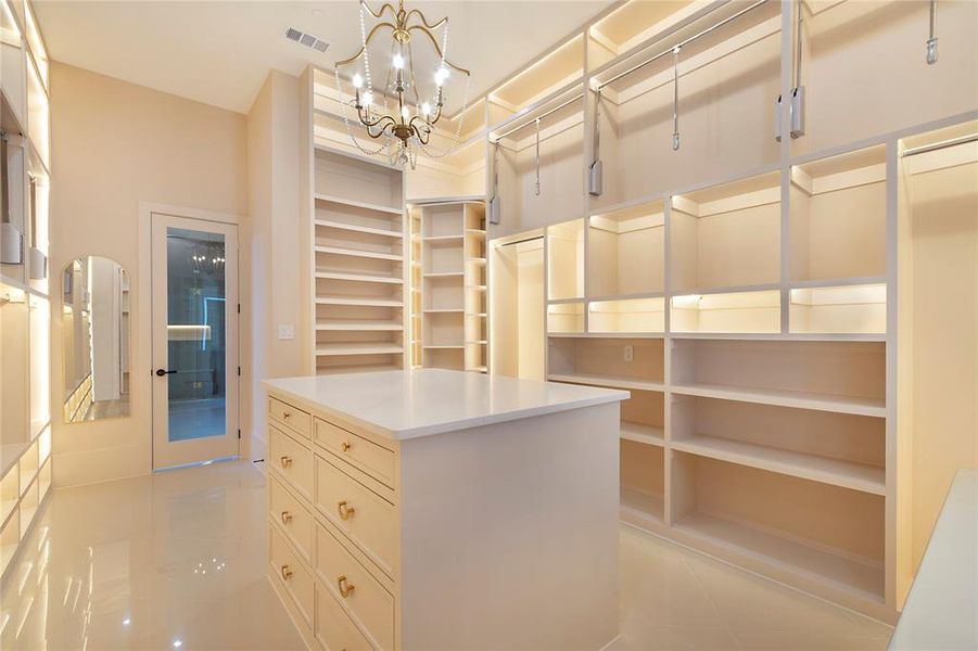 Furnished interior view inside a new home in , Dallas (Image 16).