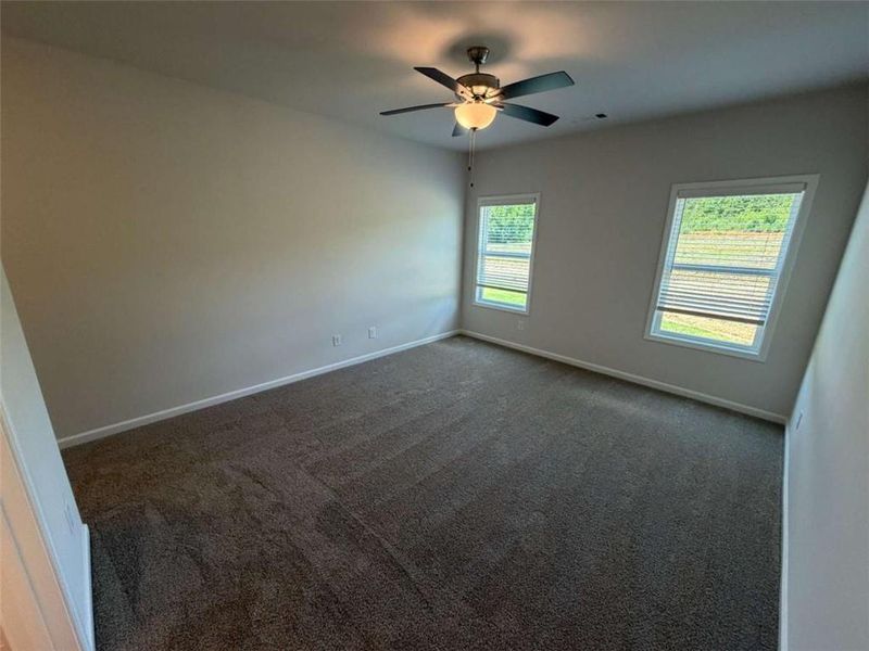 Spacious, unfurnished interior of a new home in , Eastanollee (Image 15).