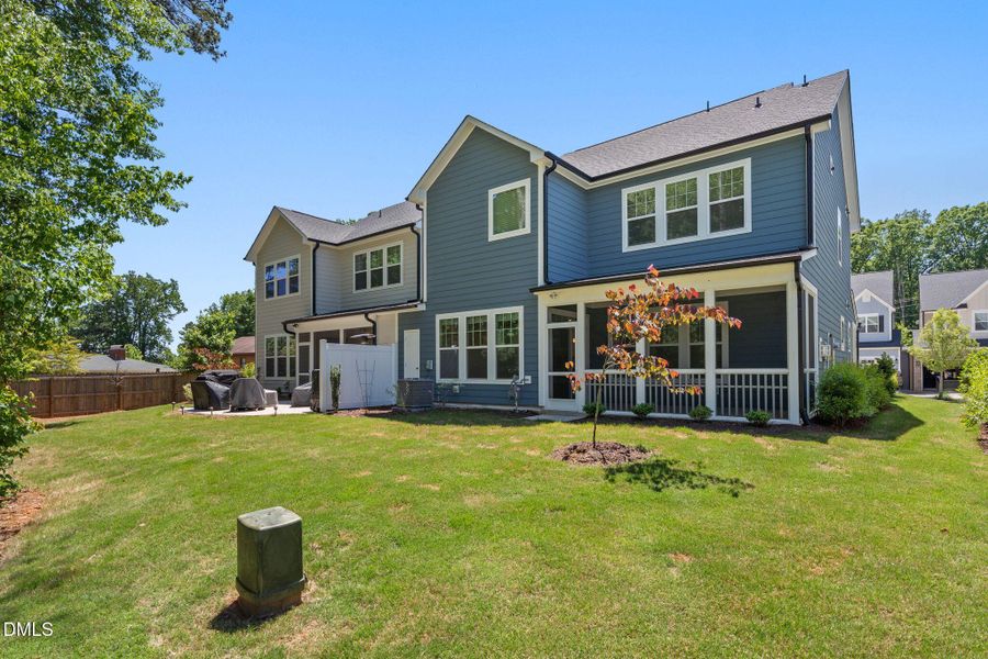 25-web-or-mls-DSC06868 25-web-or-mls-DSC06868