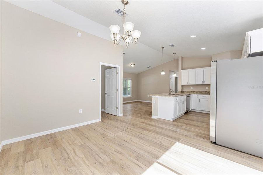 Spacious, unfurnished interior of a new home in , Citrus Springs (Image 15).