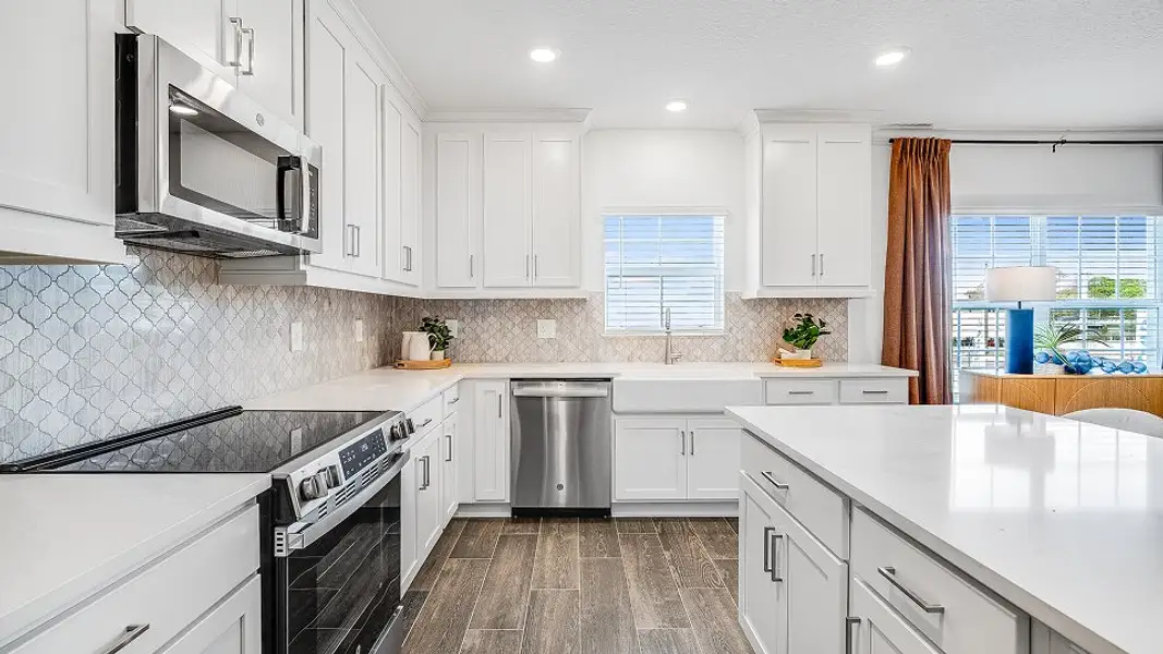 2411 Flagler Kitchen 4of4 F2 Base2 2411 Flagler Kitchen 4of4 F2 Base2