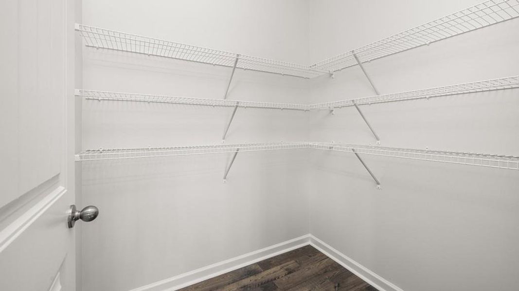 Spacious, unfurnished interior of a new home in Lost Creek, Dallas (Image 19).