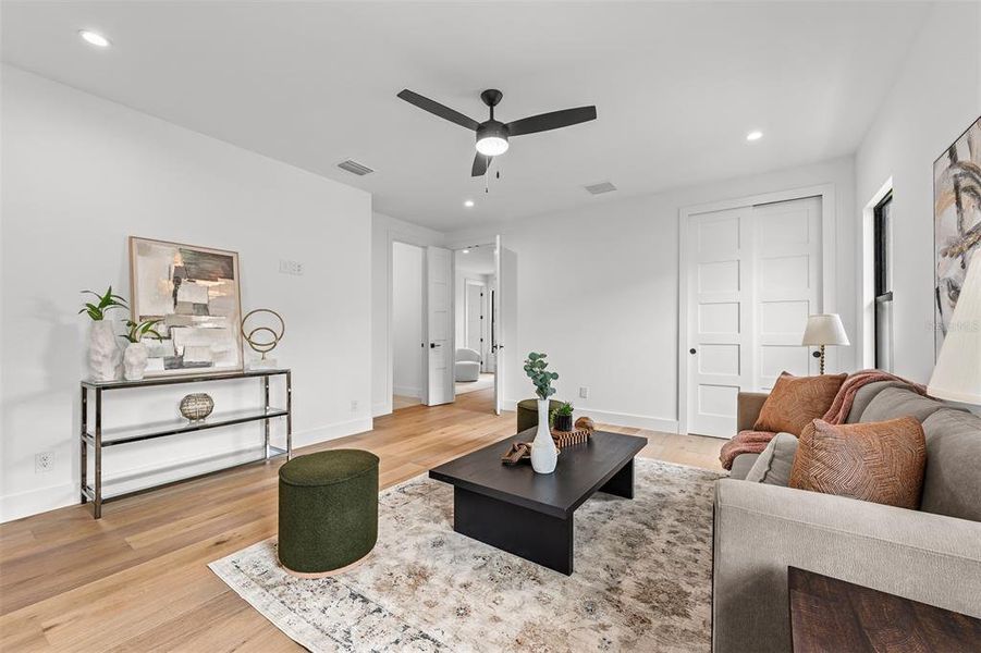 Furnished interior view inside a new home in , Orlando (Image 50).