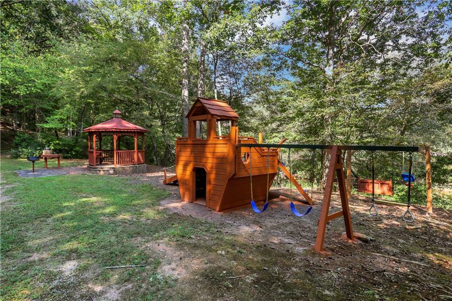 Community amenities in , Dahlonega (Image 68).