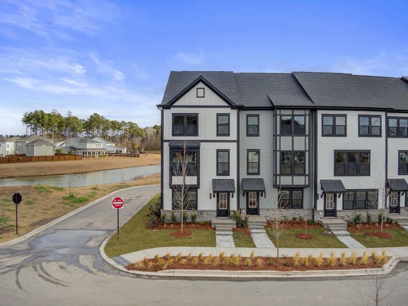 Image 68 of a home in Nexton.