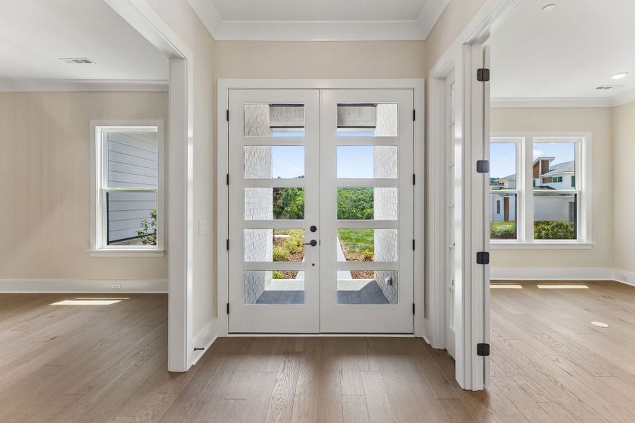 Representative unfurnished interior of a home built from the Harrington by John Wieland in Willow Ridge, Nolensville (Image 48).