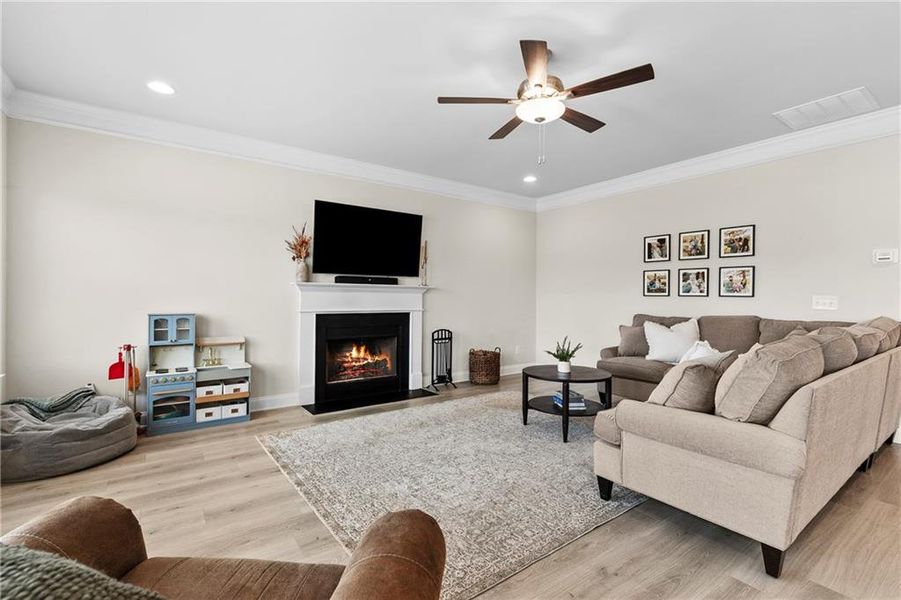 Furnished interior view inside a new home in Laurel Cove, Hoschton (Image 14).