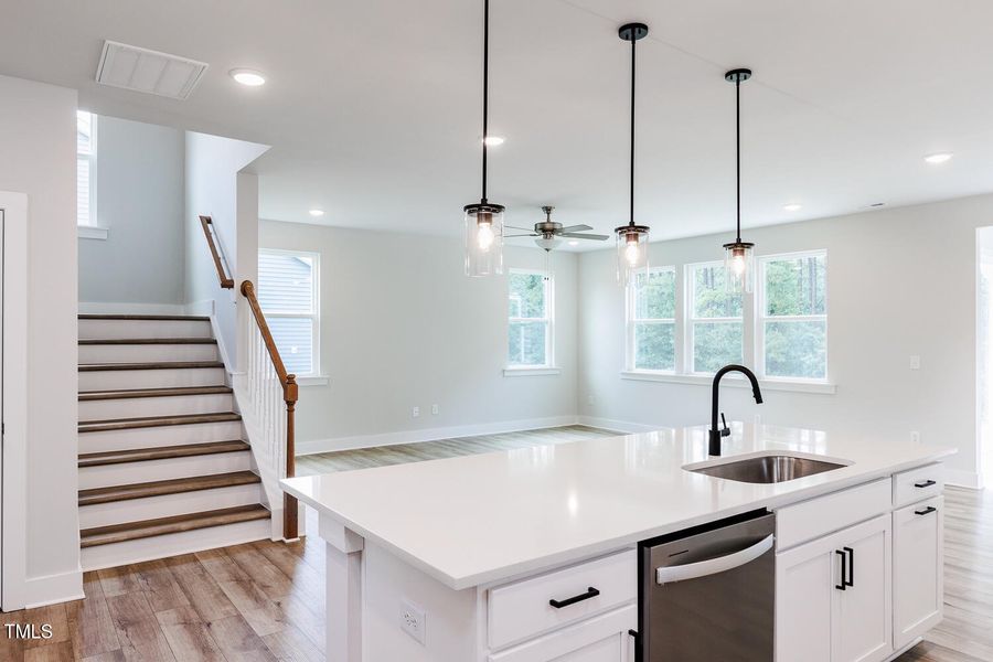 PRC-Lot 61_Voyageur_QMI (30)