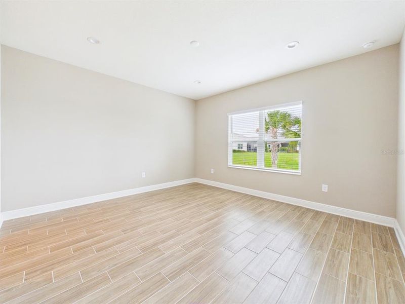 Spacious, unfurnished interior of a new home in , Sarasota (Image 53). Spacious, unfurnished interior of a new home in , Sarasota (Image 53).