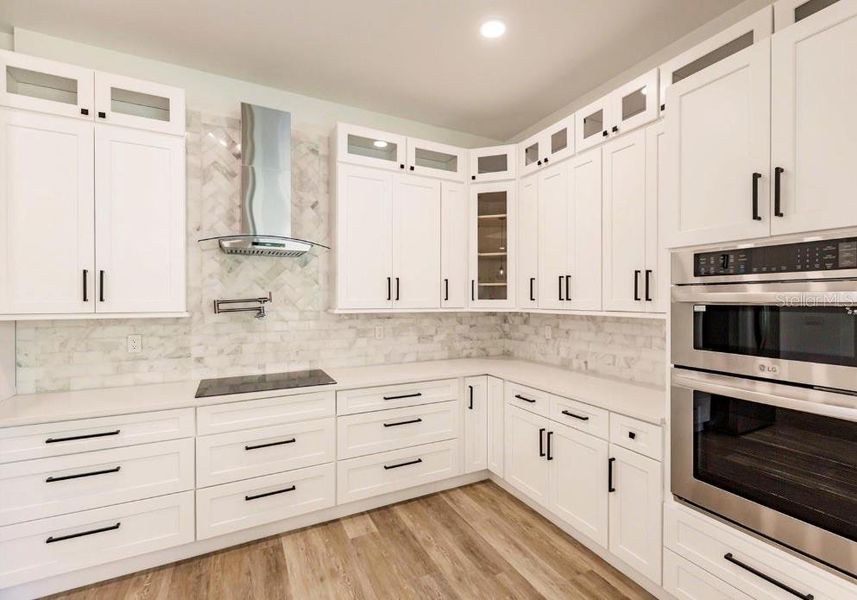Furnished interior view inside a new home in , Punta Gorda (Image 10).