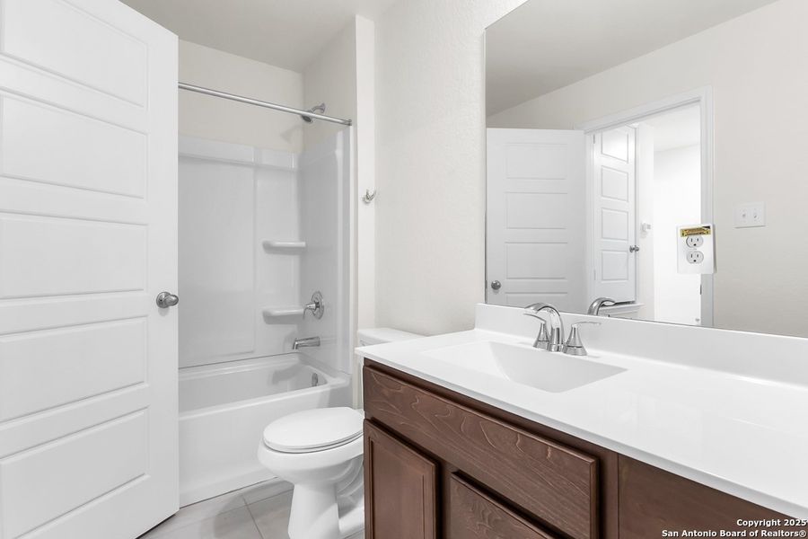 Furnished interior view inside a new home in Spanish Trails, San Antonio (Image 7).