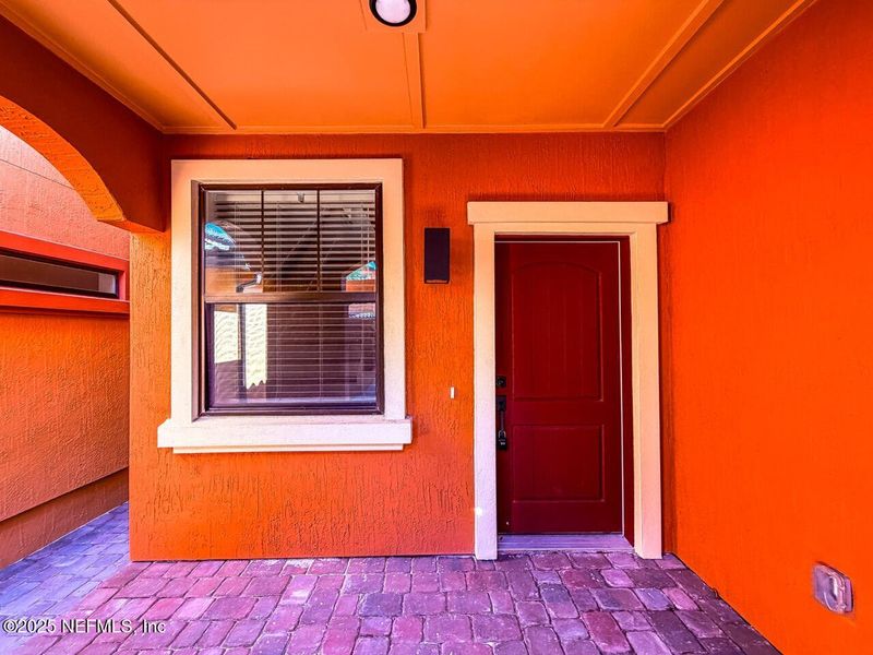 Exterior details and patio area of a home in , Jacksonville (Image 4).