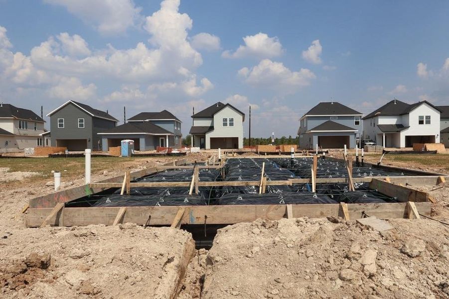 Every foundation at DWH is engineered and it’s inspected three times! We do not do “batch” testing. Rest easy knowing your foundation comes with a 10 year warranty. Every foundation at DWH is engineered and it’s inspected three times! We do not do “batch” testing. Rest easy knowing your foundation comes with a 10 year warranty.