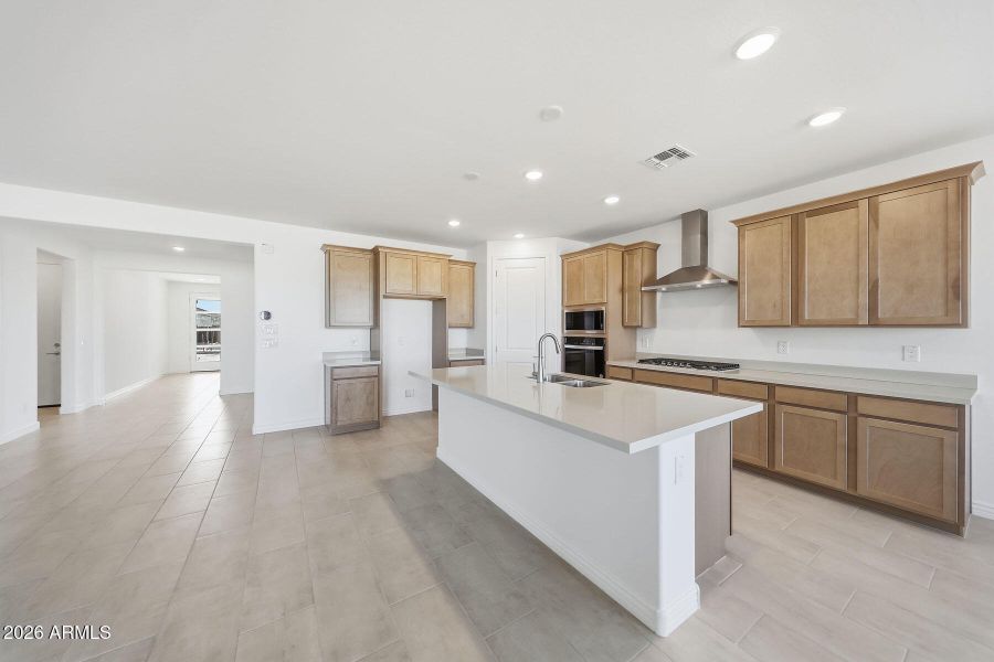 PHX_Miravida_Lot 1175_Dove_14798_kitchen PHX_Miravida_Lot 1175_Dove_14798_kitchen