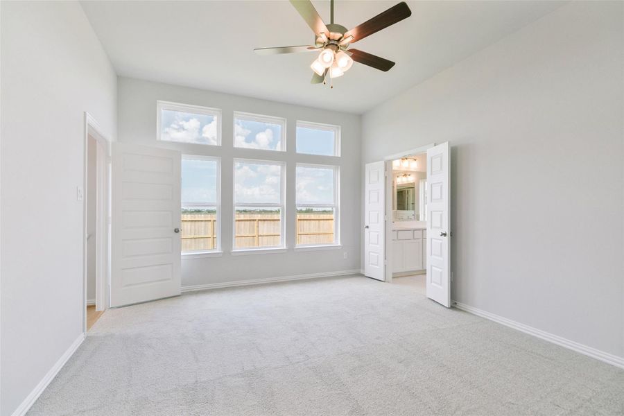 Spacious, unfurnished interior of a new home in Westland Ranch, League City (Image 27). Spacious, unfurnished interior of a new home in Westland Ranch, League City (Image 27).