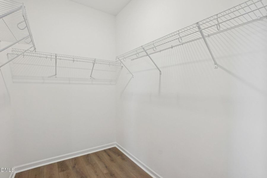 19-web-or-mls-Galloway Dr-019