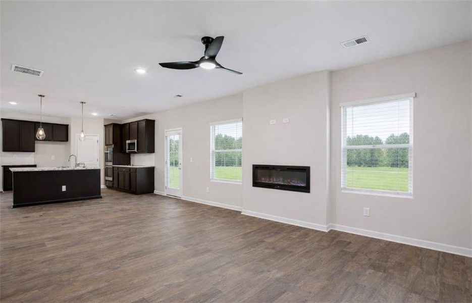 Spacious, unfurnished interior of a new home in River Walk Farm, Covington (Image 15).
