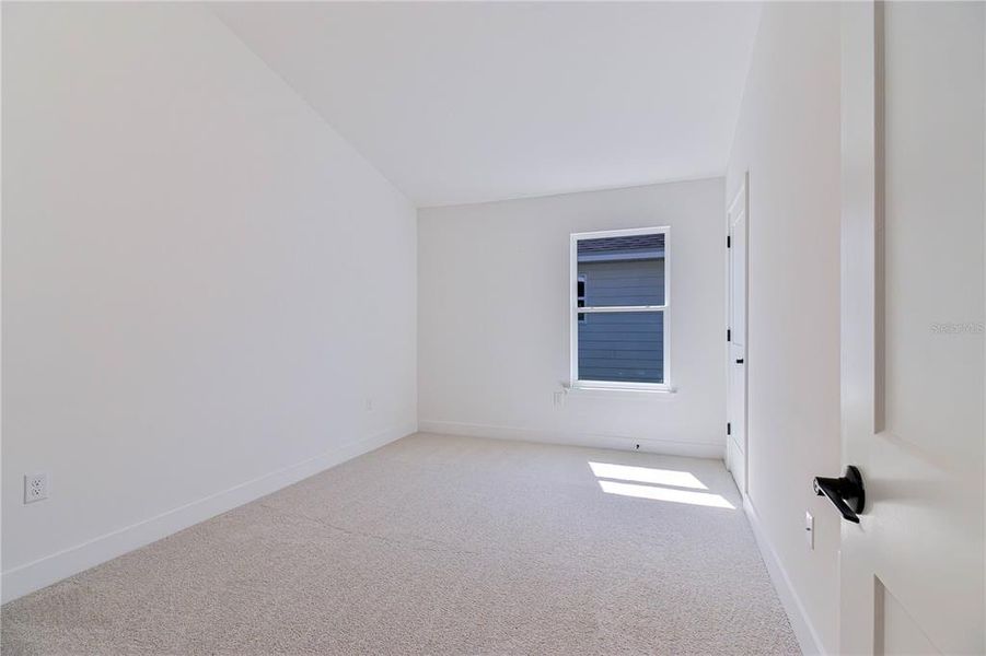 Spacious, unfurnished interior of a new home in Briarwood, Alachua (Image 22).