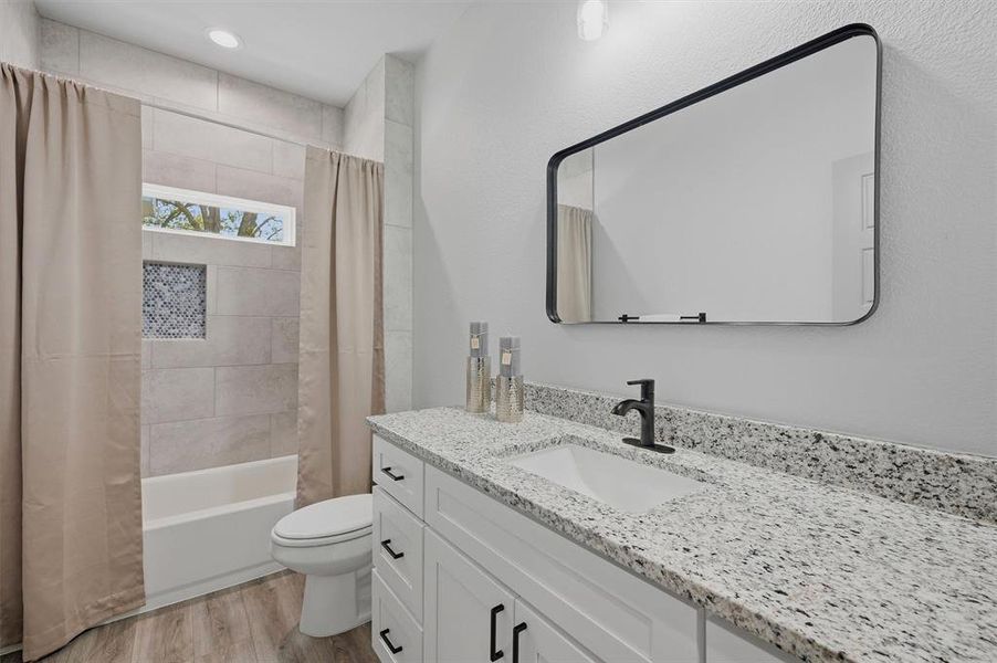 Furnished interior view inside a new home in , Sherman (Image 9).