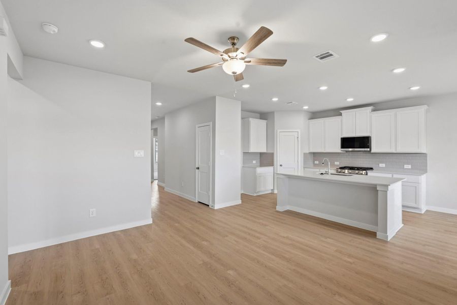Spacious, unfurnished interior of a new home in Maple Woods, Hockley (Image 15).