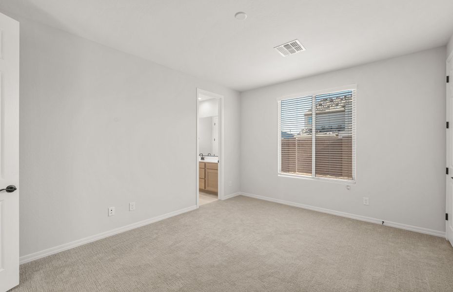 Spacious, unfurnished interior of a new home in Visara, Surprise (Image 21).
