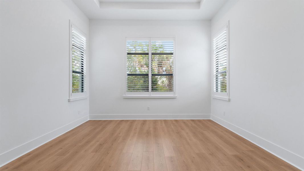 Spacious, unfurnished interior of a new home in Artistry Palm Beach, Palm Beach Gardens (Image 24).