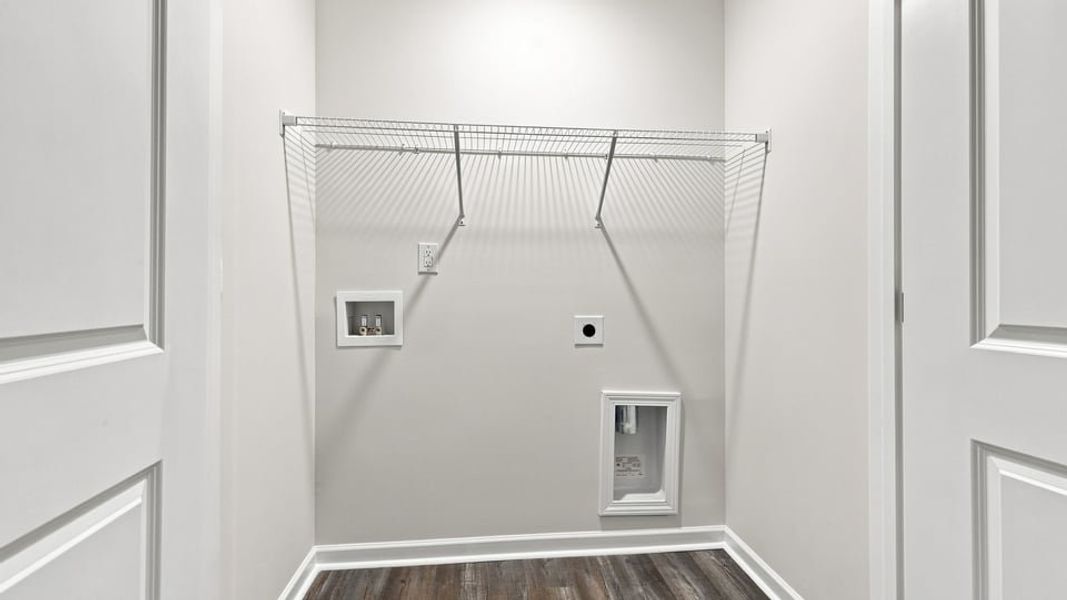 Spacious, unfurnished interior of a new home in Covington Village, Greer (Image 33).