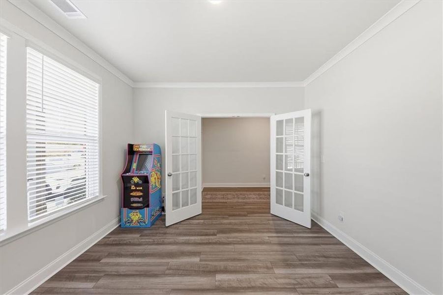 Spacious, unfurnished interior of a new home in Falls Creek, Flowery Branch (Image 27).