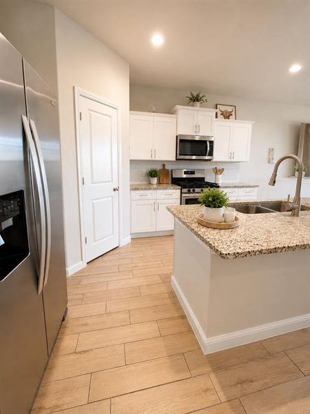 Furnished interior view inside a new home in Terra Trace, Fort Worth (Image 10).